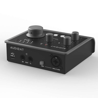 Audient-iD4-MKII-Interfaz-de-Audio-USB-Premium-3-Planet-Music-Beatnik-Chile-1200×1200
